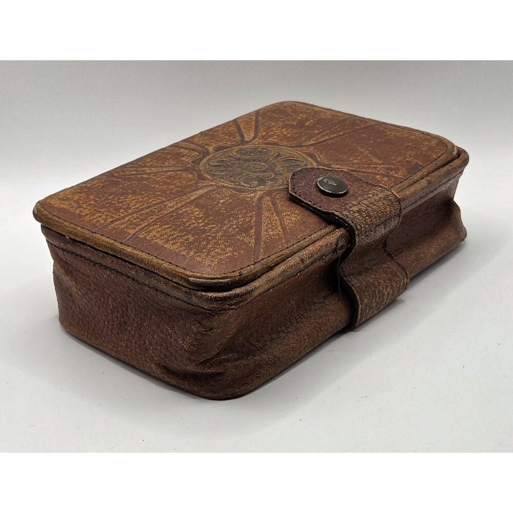 Vintage Mid Century Tooled Leather Trinket Box Sun Medallion Split Ring Snap